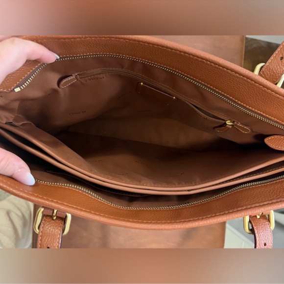 Coach Large Taylor Tote- like new - Picture 7 of 14